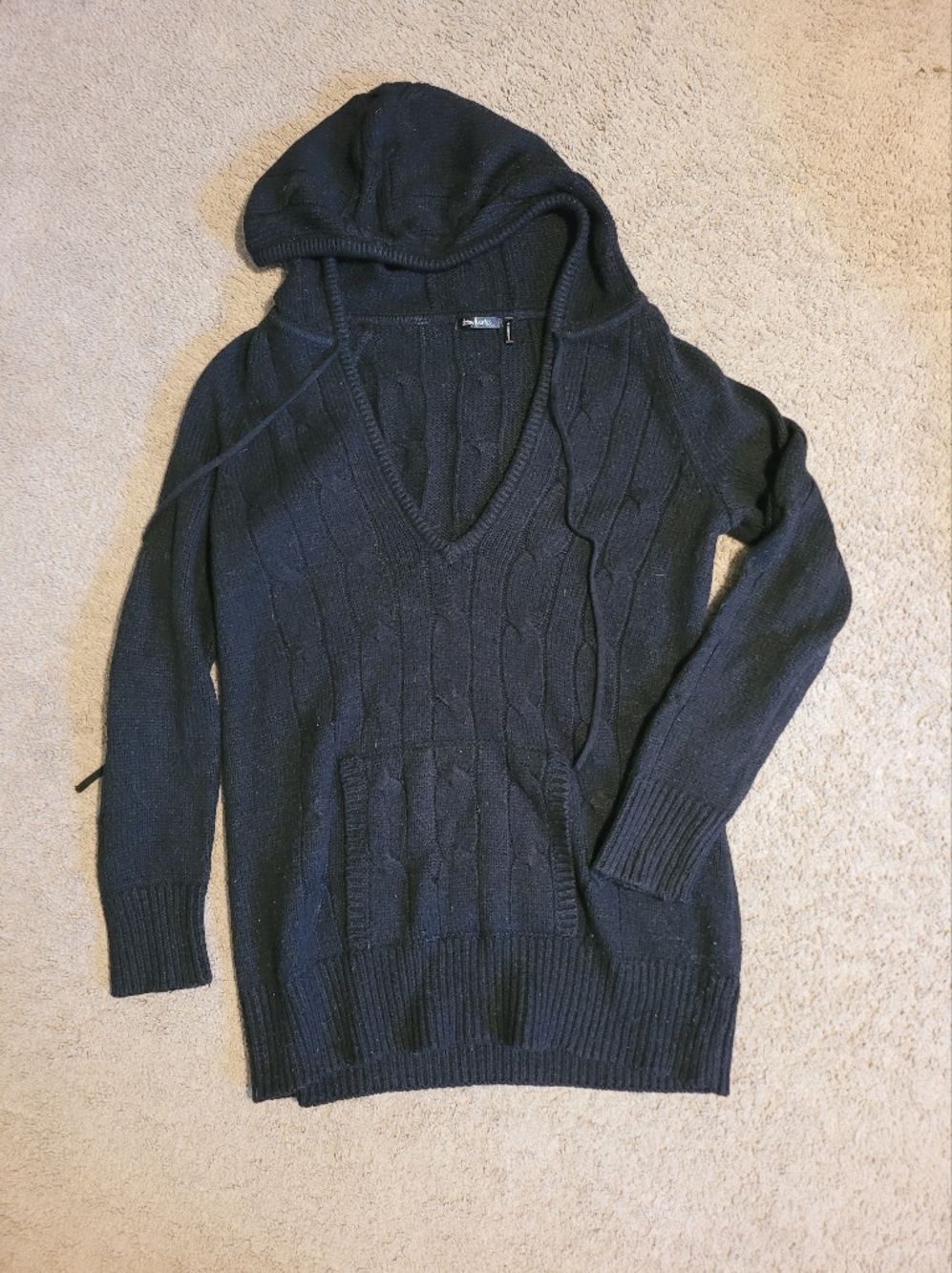 Daisy Fuentes Black Cable-Knit V-Neck Hooded Sweater